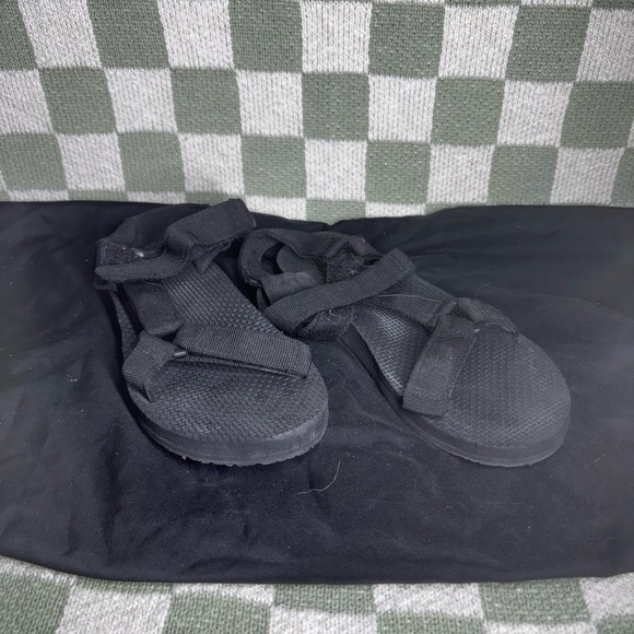 Women’s Sandals - Picture 3 of 3